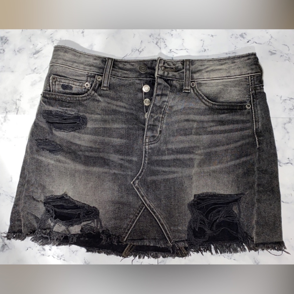American eagle black mini skirt